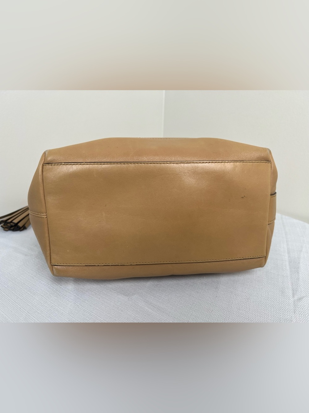 Coach Legacy Duffle Bag in Beige Leather with Tassel Charm - Picture 7 of 11